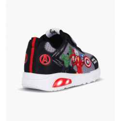 ZAPATILLAS FOOTY POP AVENGERS NEGRO CON LUZ AL PISAR