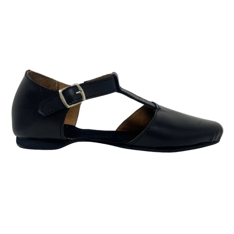 GUILLERMINA BADANAS HEBILLA DE FOLCLORE CUERO NEGRO